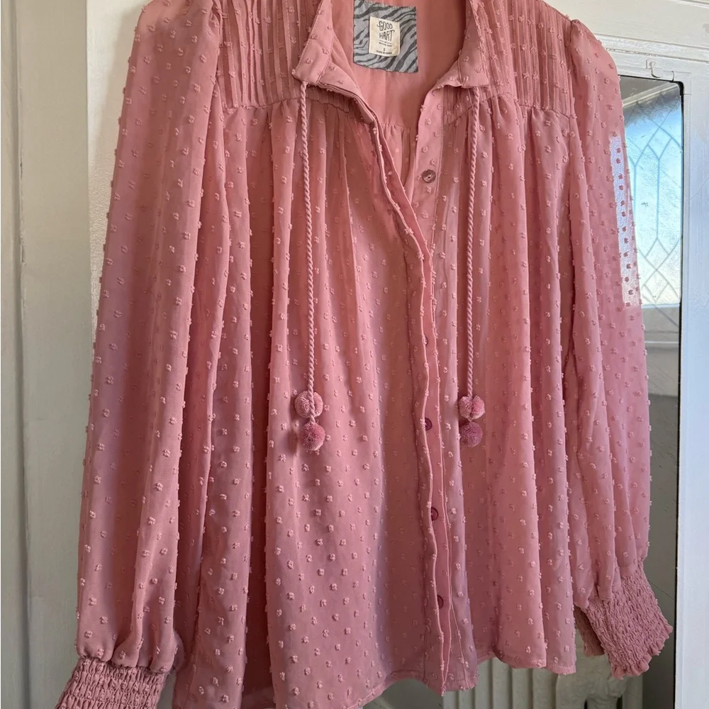 Pink long sleeve Swiss dot peasant shirt hippie shirt - size small